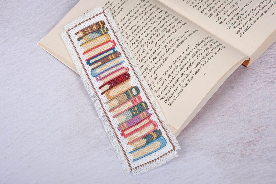Trimits Cross Stitch Kit Books Bookmark - GCS132