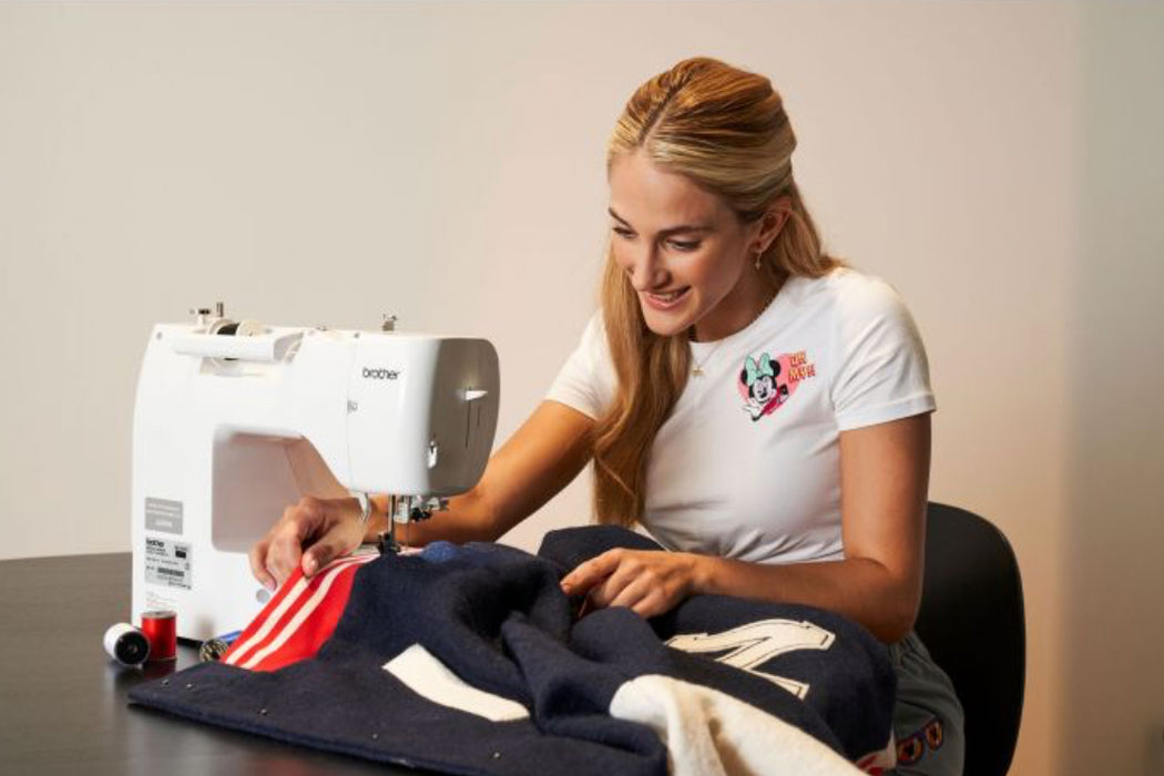 Brother Innov-Is M380D Disney Embroidery/sewing Machine