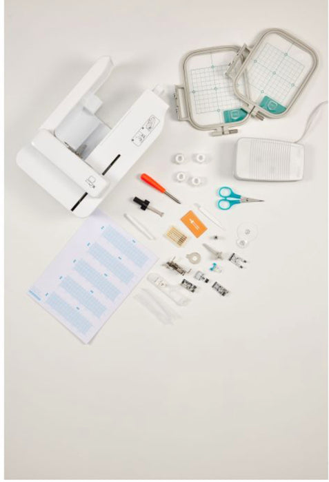 Brother Innov-Is M380D Disney Embroidery/sewing Machine