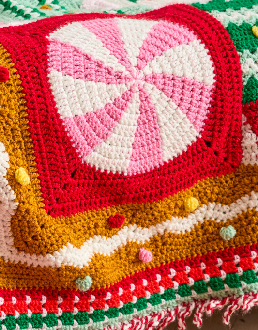 Sirdar Gingerbread Christmas Crochet Along Kit
