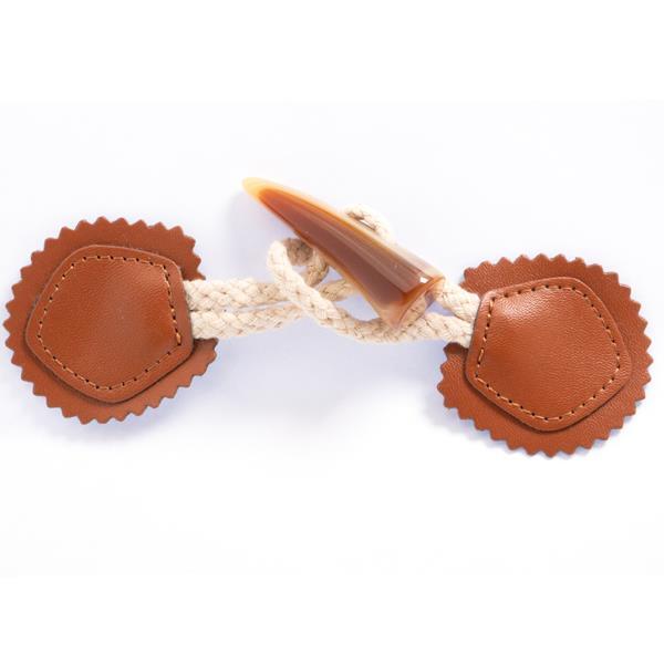 Leather-Look Horn Toggle 1 Piece Tabacco HTOG/9501