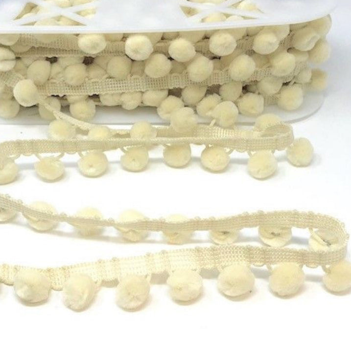Simplicity Pom Pom Trim 28mm Ball Fringe 1 Metre - All Colours