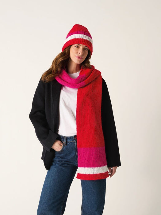 Knitting Pattern Wrap Me Up Hat & Scarf Set in Sirdar Soft Down DK 10886