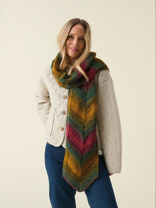 Knitting Pattern Chevron Scarf in Hayfield Spirit Chunky 10865