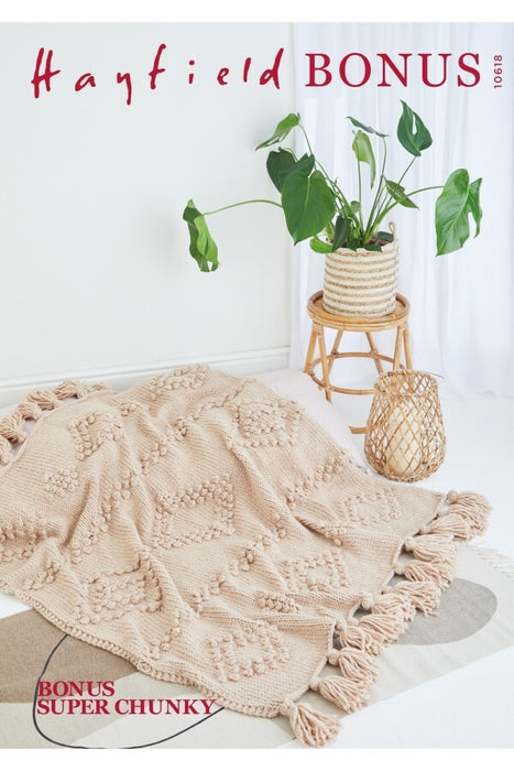 Knitting Pattern Blanket in Hayfield Bonus Super Chunky 10618