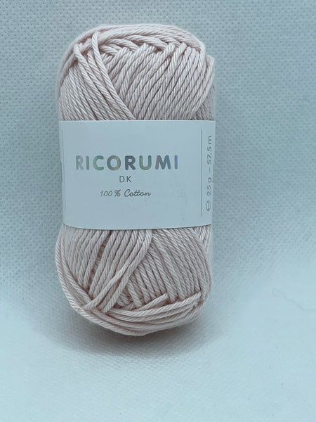Rico Ricorumi DK Yarn 25g - Pastel Pink 007
