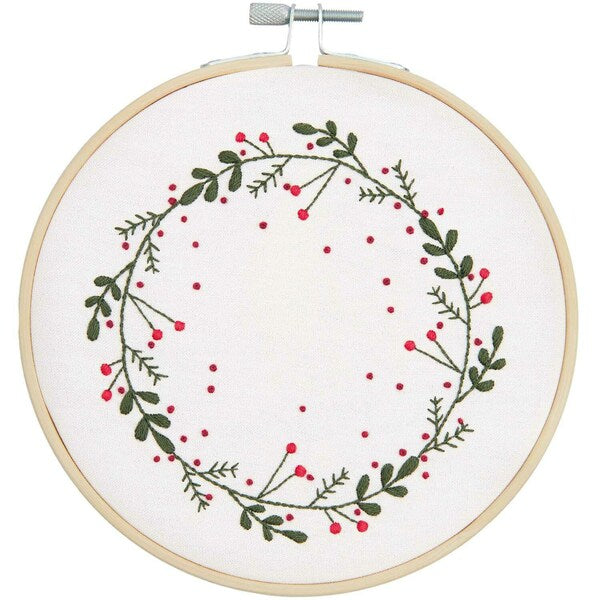Rico Embroidery Kit - Traced Wreath - 100071