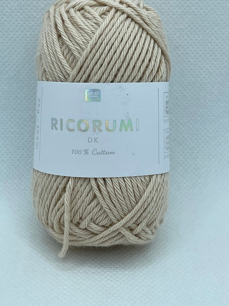 Rico Ricorumi DK Yarn 25g - Ecru 054