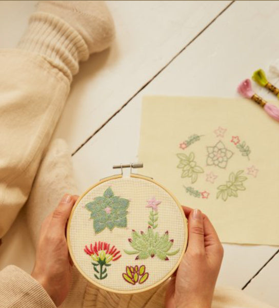 DMC Mindful Making Embroidery Kit - The Serene Succulents Duo Kit TB170
