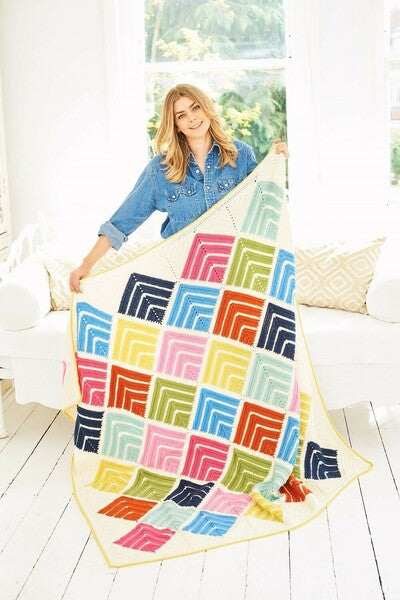 Blanket patchwork knitting pattern bed spread in Aran or DK