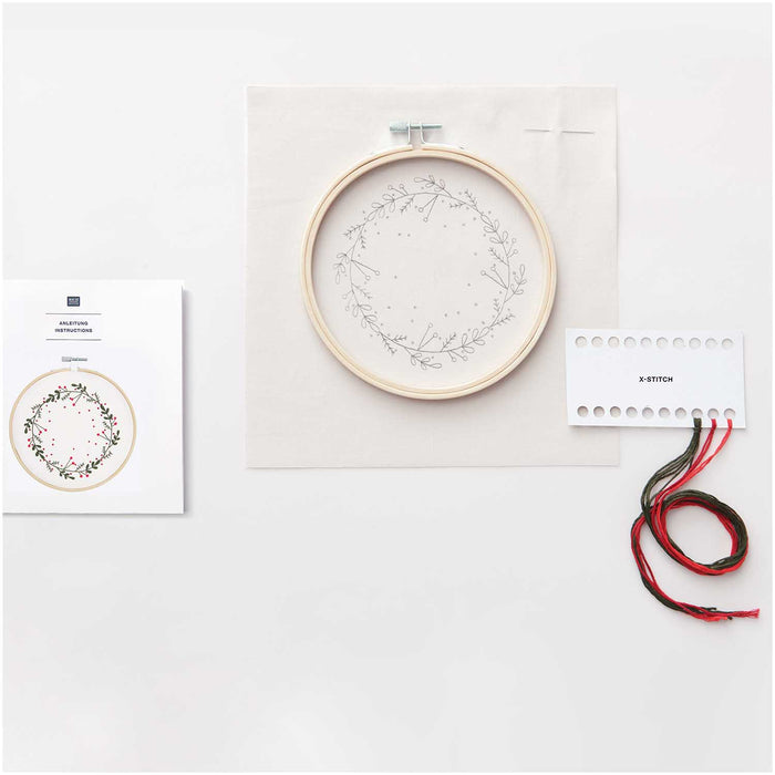 Rico Embroidery Kit - Traced Wreath - 100071